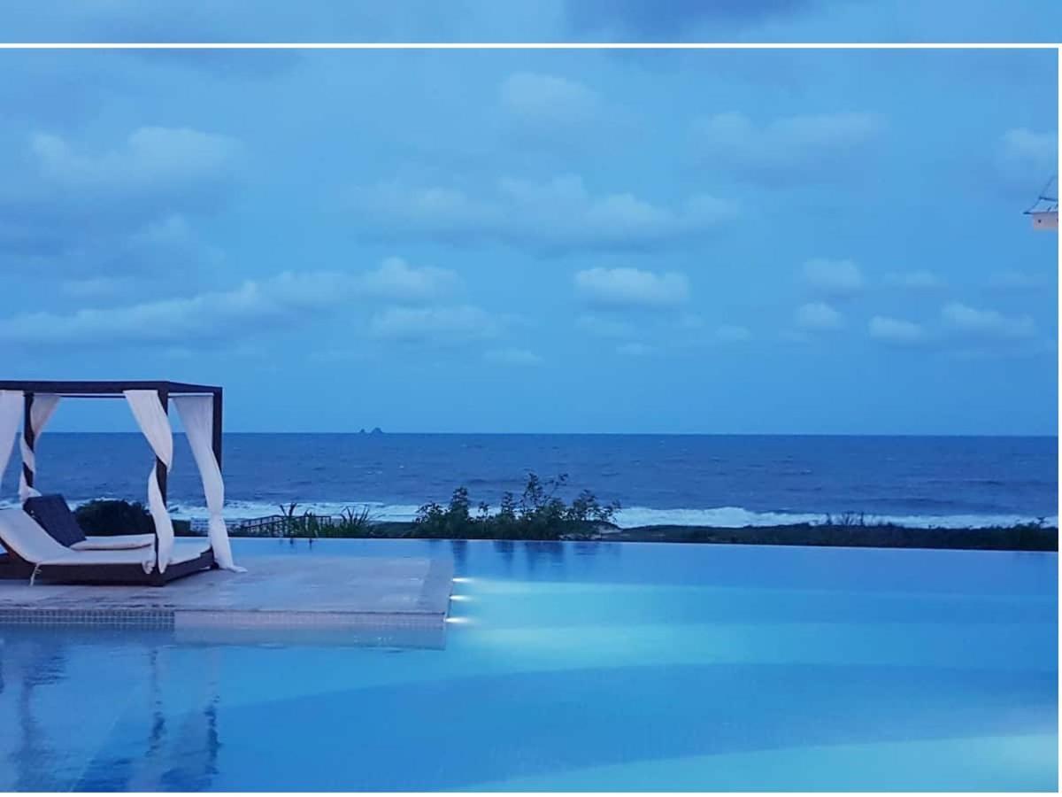 Ape Estilo Resort C/ Pe Na Areia E Vista Mar, Proximo Ao Beto Carrero Piçarras Dış mekan fotoğraf