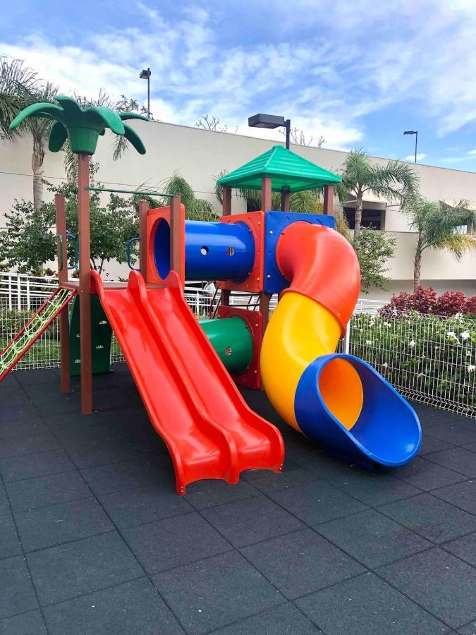 Ape Estilo Resort C/ Pe Na Areia E Vista Mar, Proximo Ao Beto Carrero Piçarras Dış mekan fotoğraf