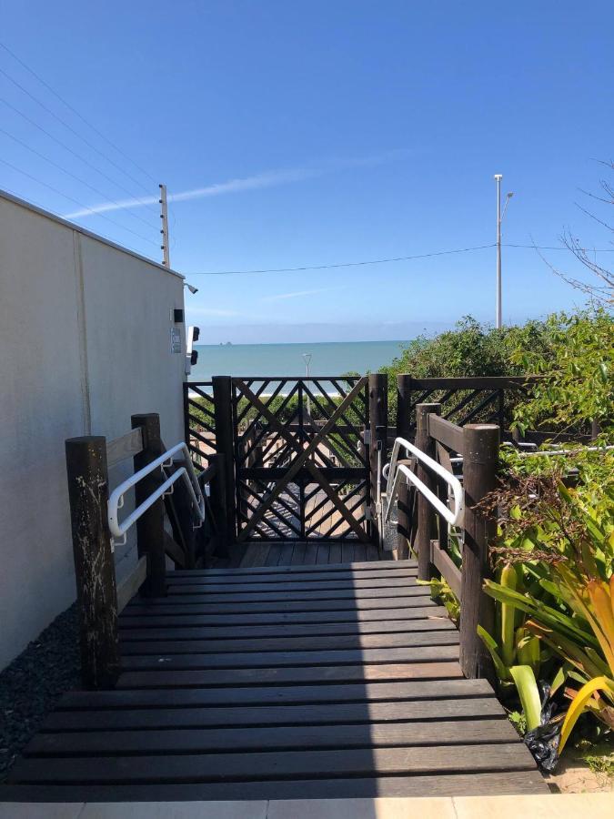 Ape Estilo Resort C/ Pe Na Areia E Vista Mar, Proximo Ao Beto Carrero Piçarras Dış mekan fotoğraf