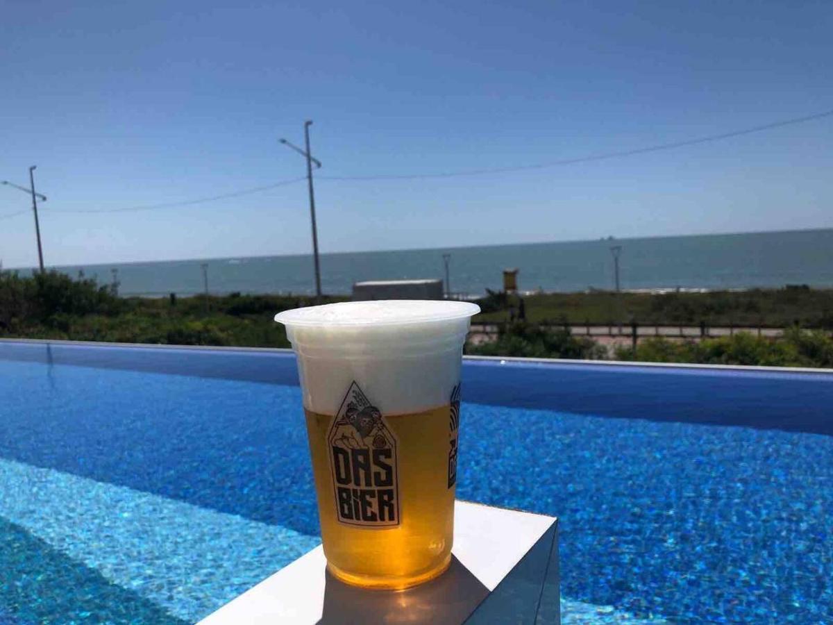 Ape Estilo Resort C/ Pe Na Areia E Vista Mar, Proximo Ao Beto Carrero Piçarras Dış mekan fotoğraf
